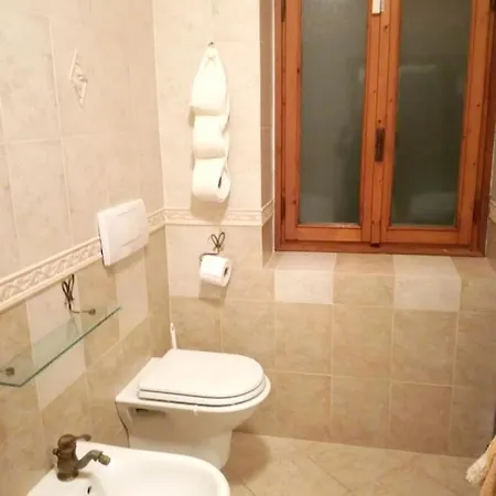 With 3 Bedrooms In With Wonderful Mountain View Furnished Garden And Wifi * Zocca