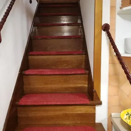 Appartamento With 3 Bedrooms In With Wonderful Mountain View Furnished Garden And Wifi *