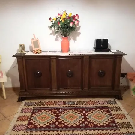 With 3 Bedrooms In With Wonderful Mountain View Furnished Garden And Wifi *